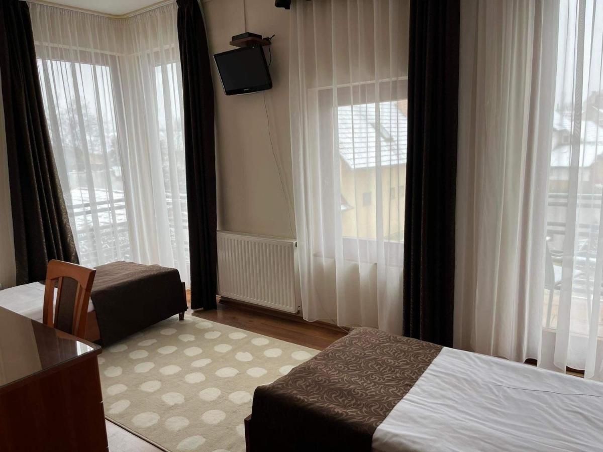 Brill Hotel Бекешчаба Экстерьер фото